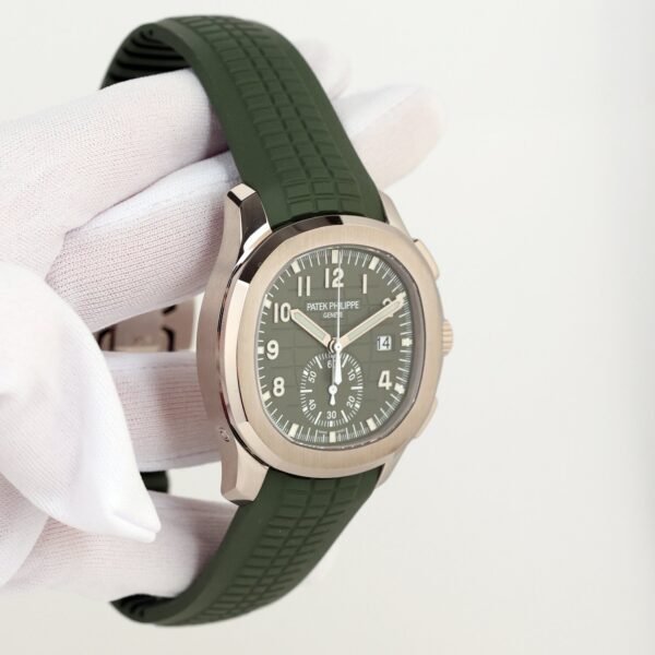 Patek Philippe Aquanaut Chronograph 42.2mm 5968G-010 - Image 4