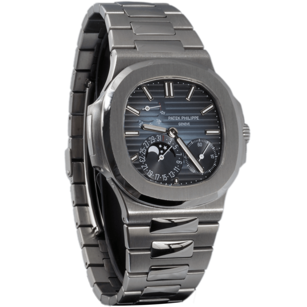 Patek Philippe Nautilus 40mm 5712/1A-001 - Image 4