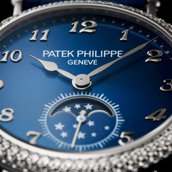 Patek Philippe Complications Moonphase 33mm 7121/200G-001 - Image 9