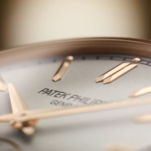 Patek Philippe Calatrava 39mm 6119R-001 - Image 3