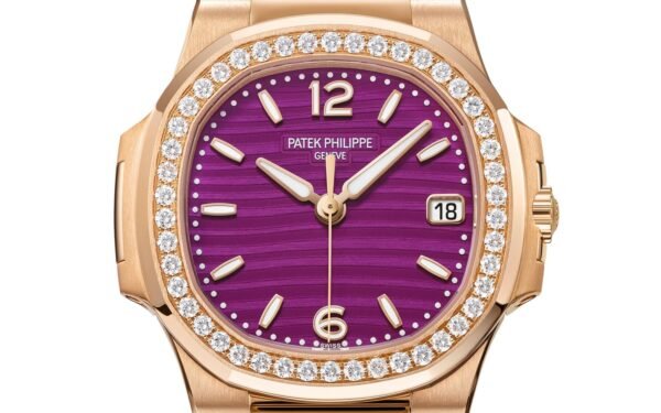 Patek Philippe Nautilus 32mm 7010/1R-013 - Image 11