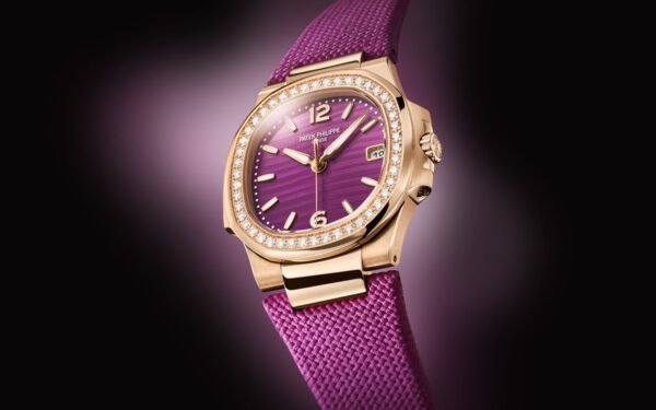 Patek Philippe Nautilus 32mm 7010R-013 - Image 6