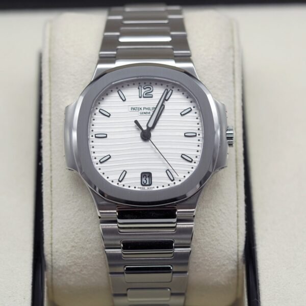 Patek Philippe Nautilus 35mm 7118/1A-010 - Image 7